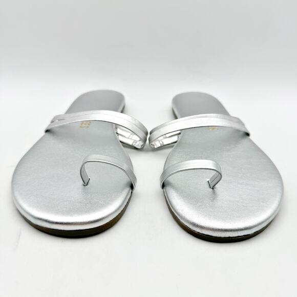 TKEES Womens Leah Flat Sandals US 5 EU 36 Silver Slip On NWOB - Picture 6 of 13